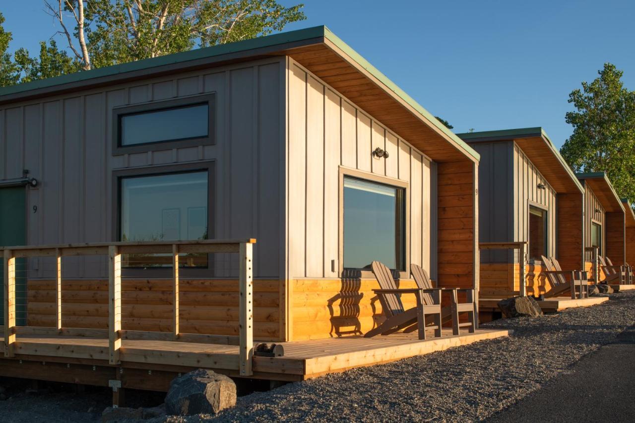 River Lodge And Cabins Boardman Bagian luar foto