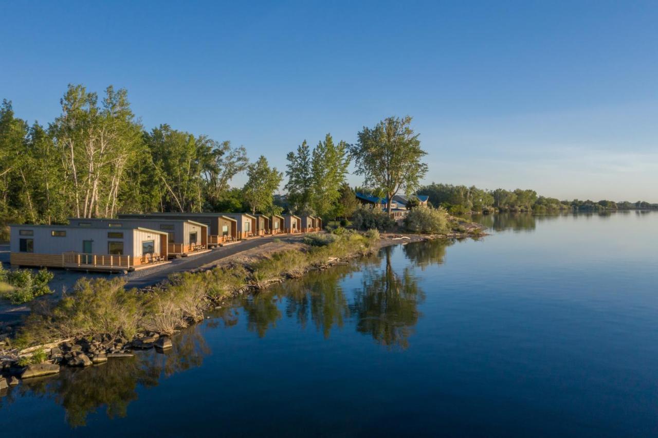 River Lodge And Cabins Boardman Bagian luar foto