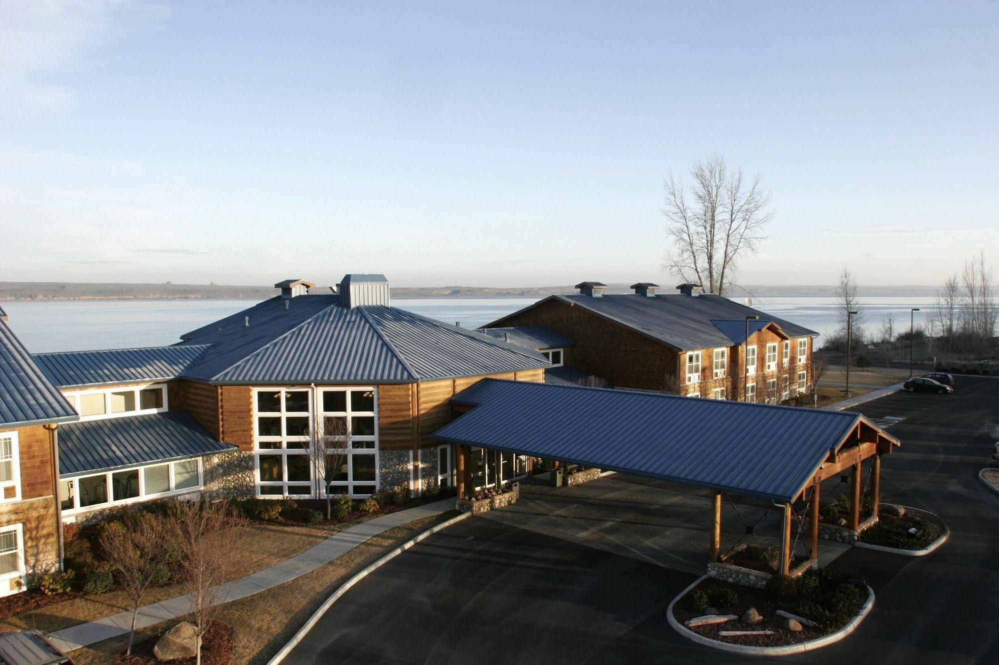 River Lodge And Cabins Boardman Bagian luar foto