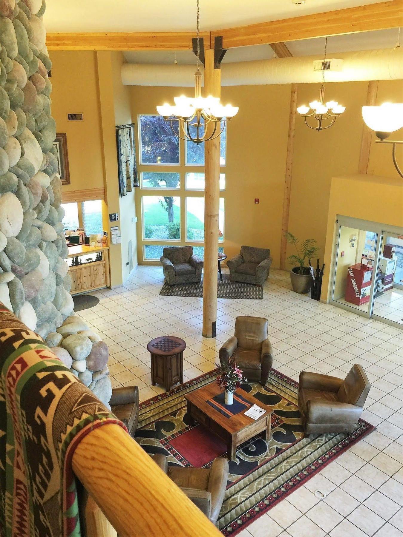 River Lodge And Cabins Boardman Bagian luar foto