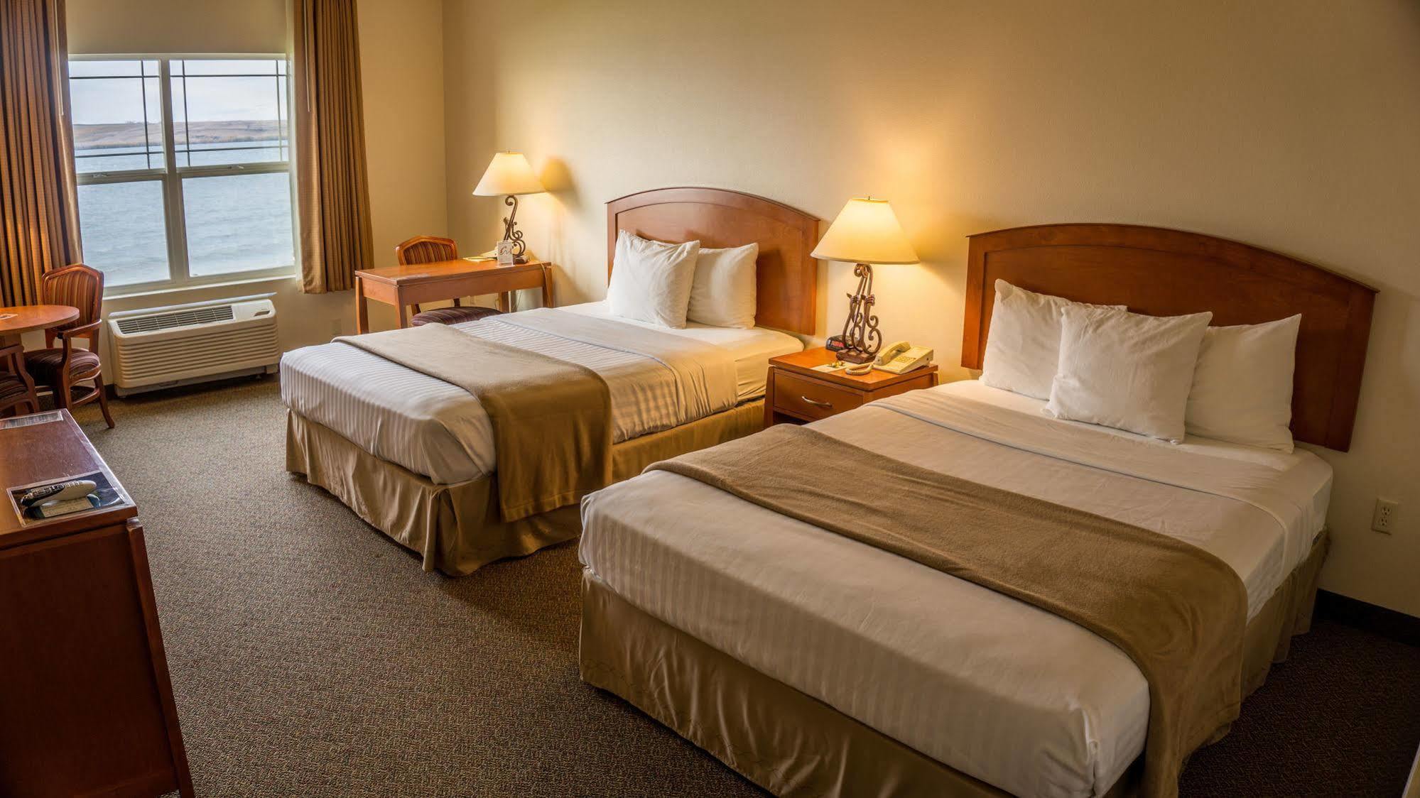 River Lodge And Cabins Boardman Bagian luar foto